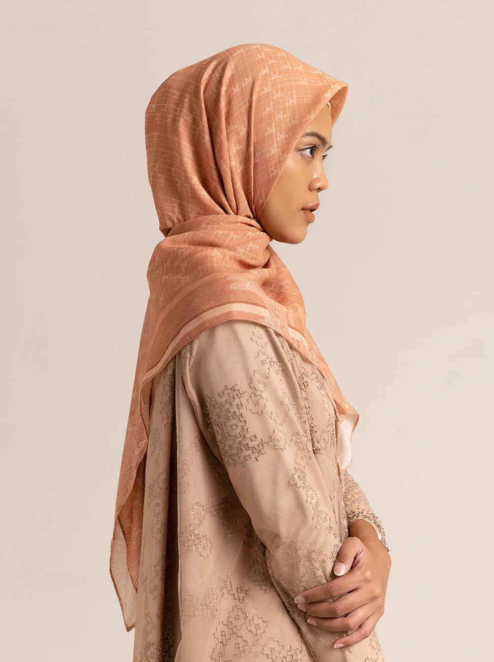 MONOGRAM SCARF CORAL BLUSH