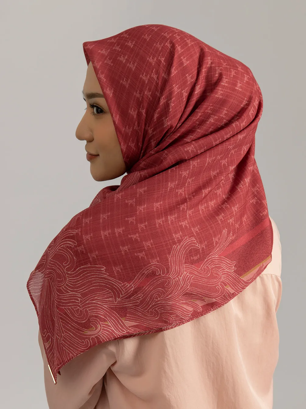 MONOGRAM SCARF RASPBERRY